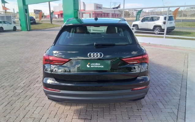 imagem-https://www.socarrao.com.br/sc-vehicle-images-prod/4214793/1790759241550-1_021825.jpg