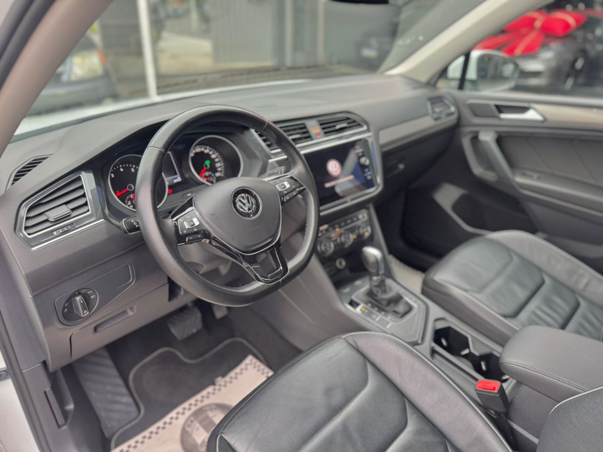imagem-https://www.socarrao.com.br/sc-vehicle-images-prod/42155/1769988741504-7045746OR_1769194330_48_40.jpg