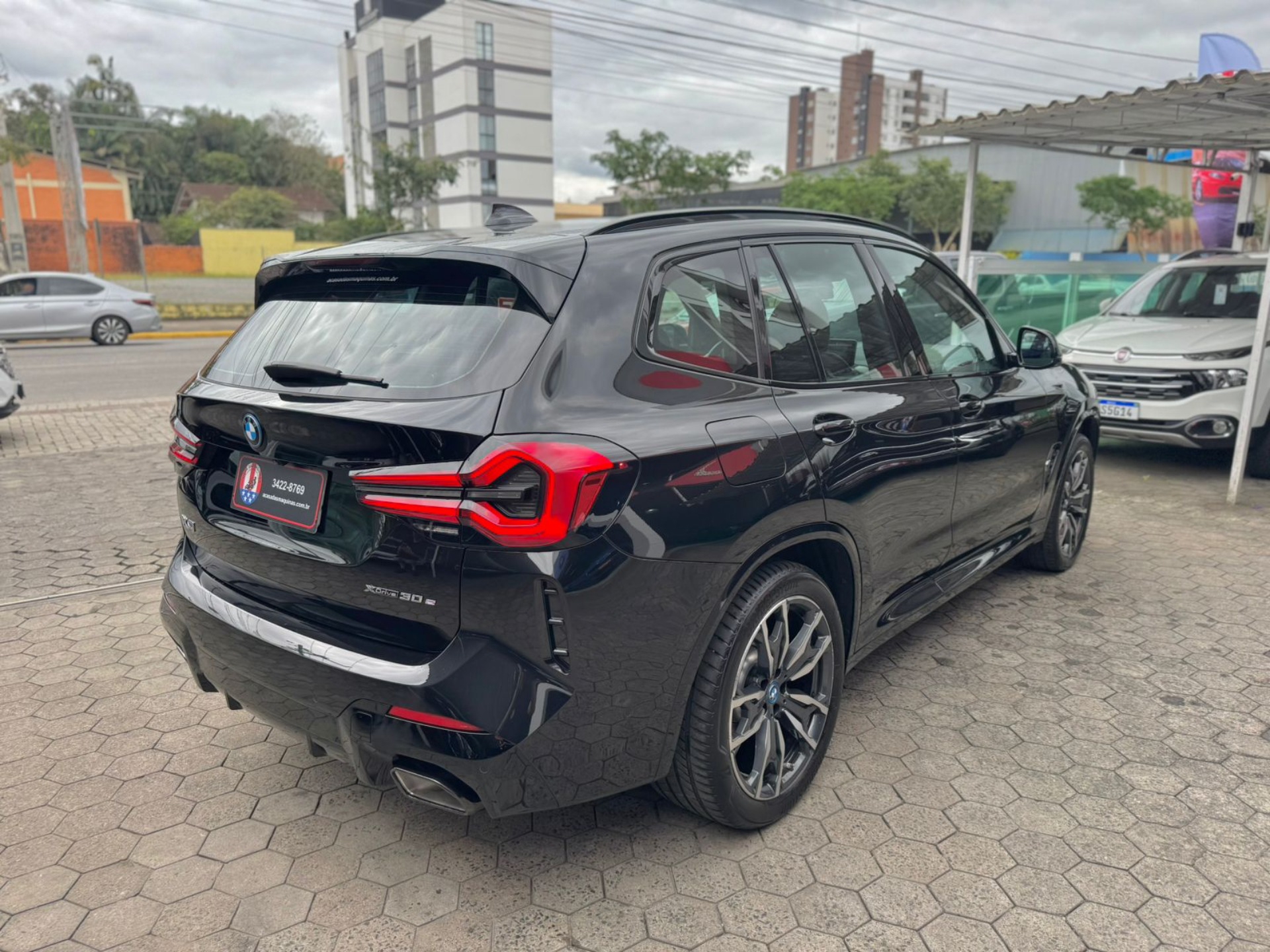 imagem-https://www.socarrao.com.br/sc-vehicle-images-prod/42156/1769988741761-7073506OR_1769194685_31_80.jpg