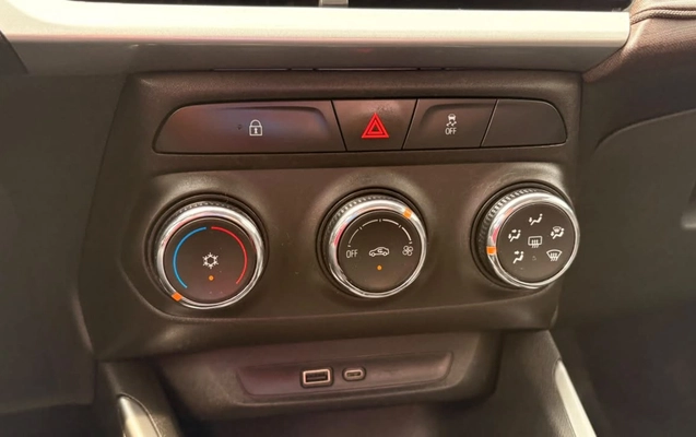 imagem-https://www.socarrao.com.br/sc-vehicle-images-prod/4215860/1790769902616-V2hhdHNBcHAgSW1hZ2UgMjAyNi0wOS0yOSBhdCAxNi4xNy4zNS5qcGVn.jpeg