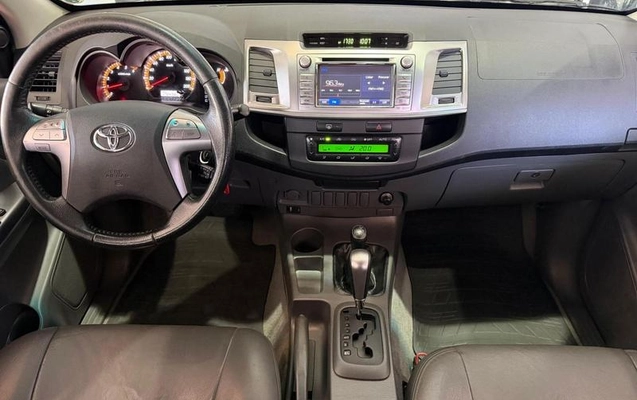 imagem-https://www.socarrao.com.br/sc-vehicle-images-prod/4216007/1791468843414-8509037_13_B_5aaf571f95.jpeg