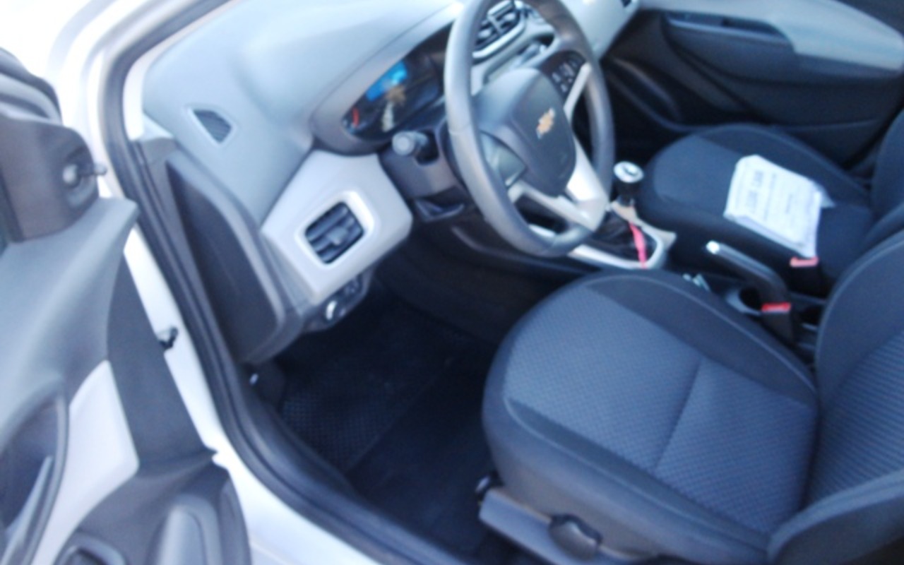 imagem-https://www.socarrao.com.br/sc-vehicle-images-prod/4216083/1790770304084-RFNDMDQ4OTEuSlBH.JPG