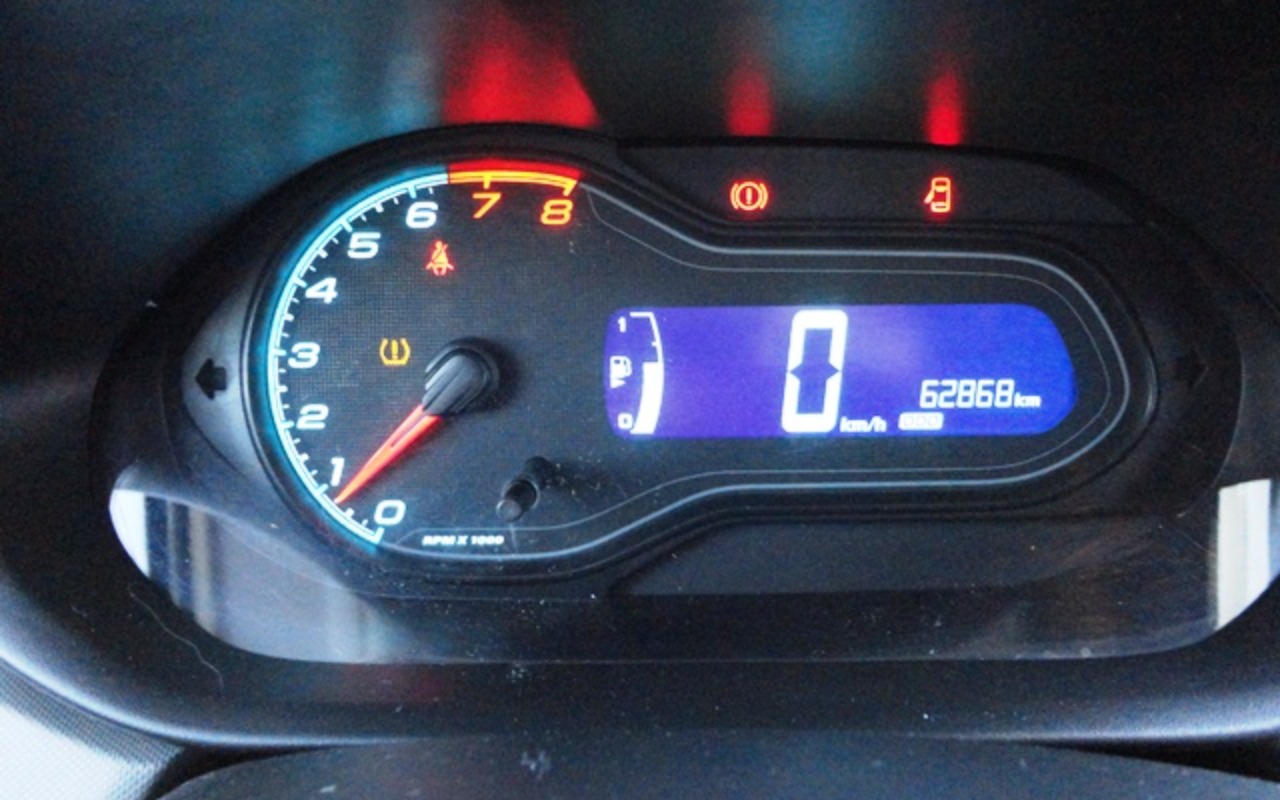 imagem-https://www.socarrao.com.br/sc-vehicle-images-prod/4216083/1790770304141-RFNDMDQ4OTIuSlBH.JPG
