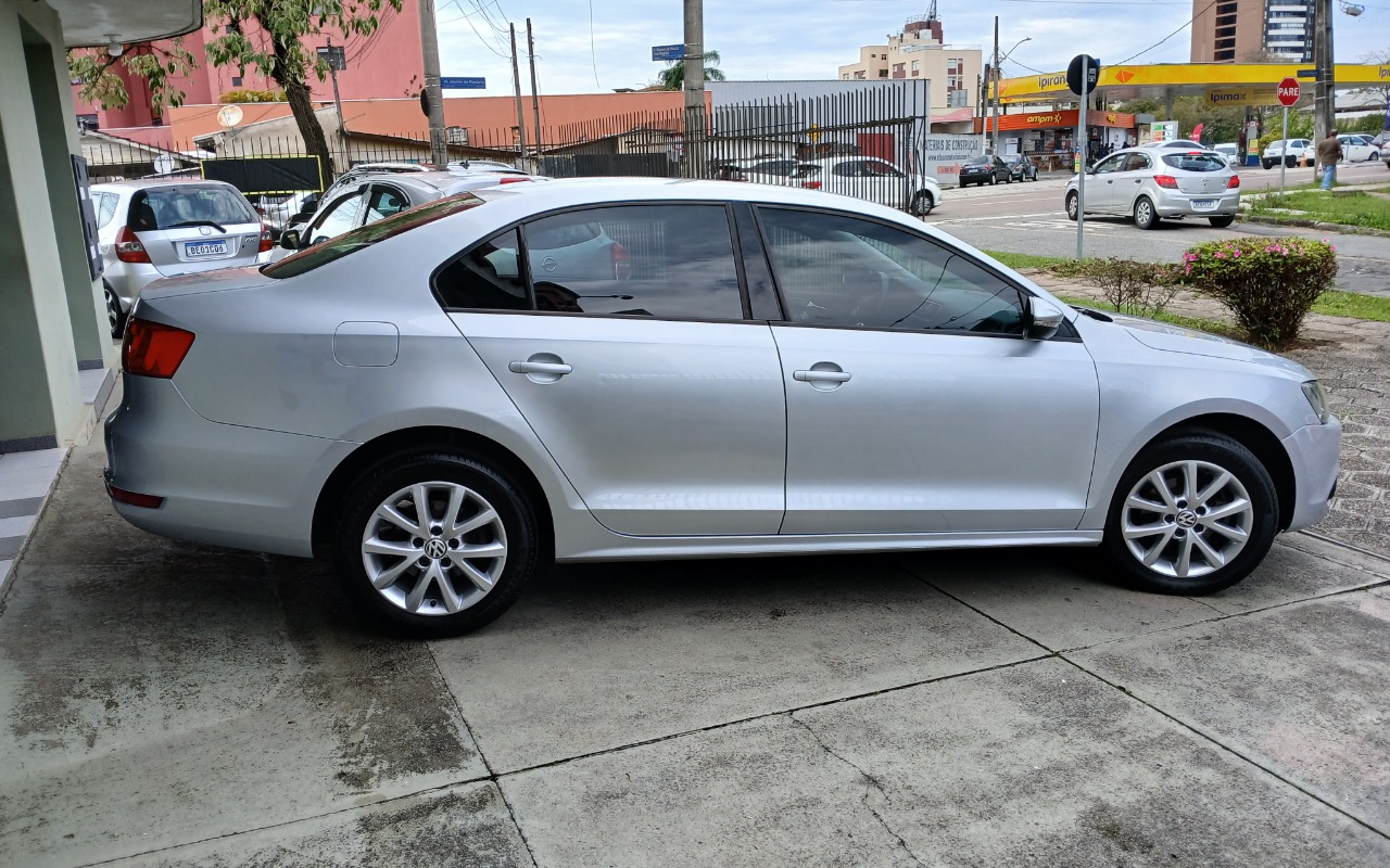 imagem-https://www.socarrao.com.br/sc-vehicle-images-prod/4216207/1790770776994-MTc5MDc3MDI0OTcxNTIyODMzOTM0MDAyMjg3MDIwNi5qcGc.jpg