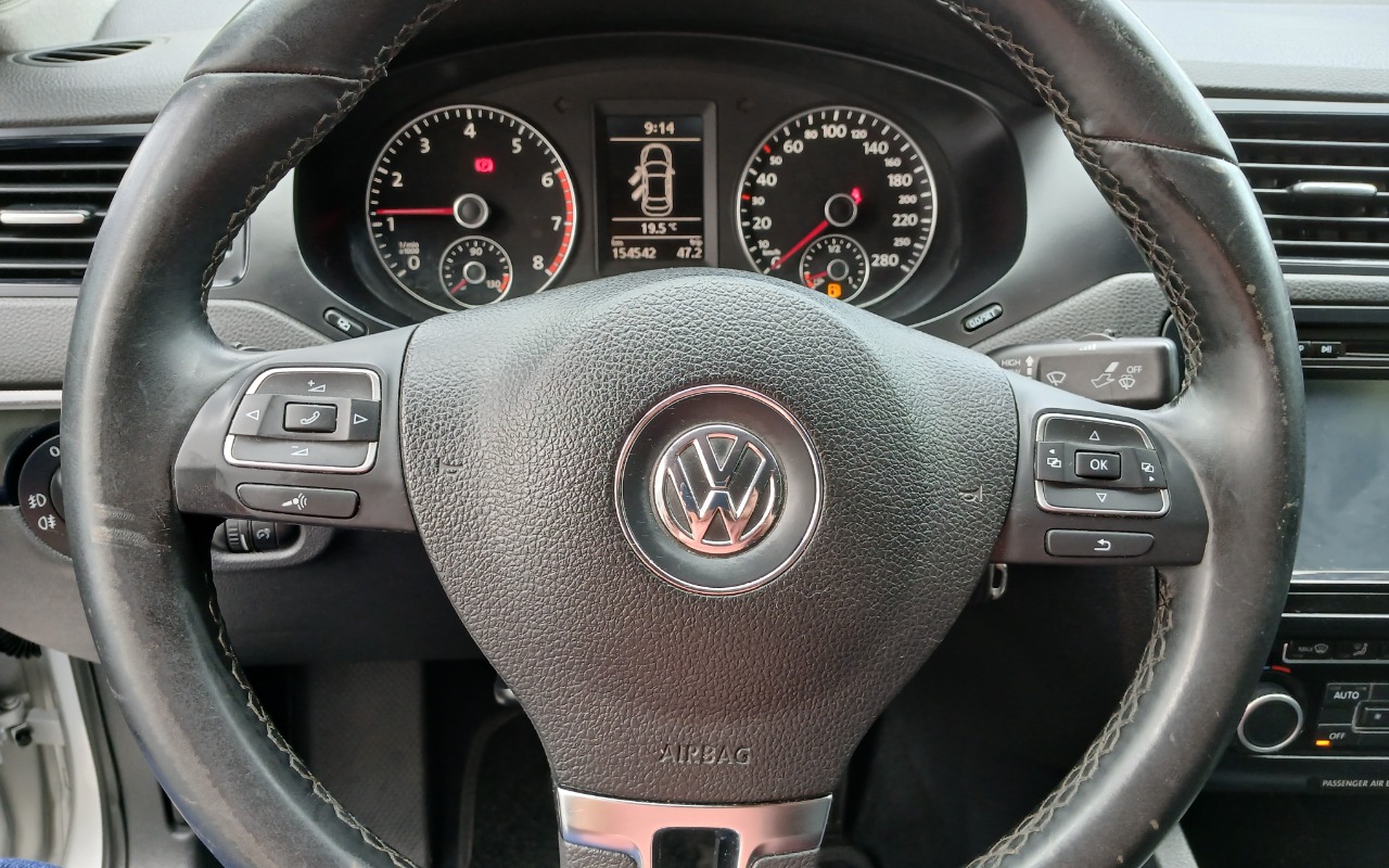 imagem-https://www.socarrao.com.br/sc-vehicle-images-prod/4216207/1790770779205-MTc5MDc3MDUwNTU0MzI5NjE3OTIzMjI1NDc4OTY4MTcuanBn.jpg