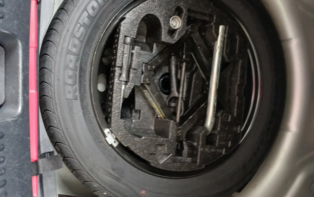 imagem-https://www.socarrao.com.br/sc-vehicle-images-prod/4216207/1790770780080-MTc5MDc3MDYyNzE1NTYzMjI1MTA3ODY0Nzg3MzU3NzYuanBn.jpg