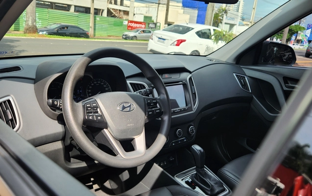 imagem-https://www.socarrao.com.br/sc-vehicle-images-prod/4216219/1790770825224-25d01462-b16a-41da-869e-875871ed8d7e.jpg