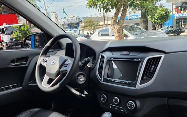 imagem-https://www.socarrao.com.br/sc-vehicle-images-prod/4216219/1790770825225-ed5031ae-0aad-403d-a06e-5d57a75e5685.jpg