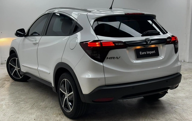 imagem-https://www.socarrao.com.br/sc-vehicle-images-prod/4216277/1790771028676-729514505