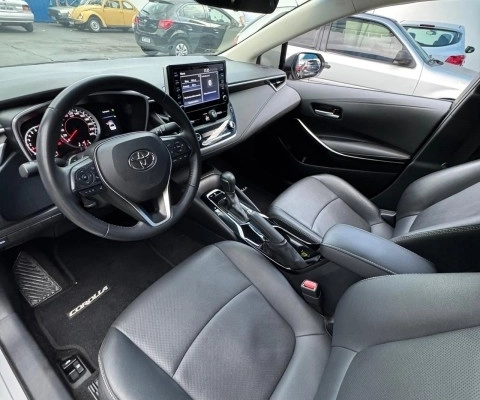 imagem-https://www.socarrao.com.br/sc-vehicle-images-prod/4216314/1790771599854-640_480_toyota-corolla-2-0-xei-cvt-23-23-efd2d0-10.jpg