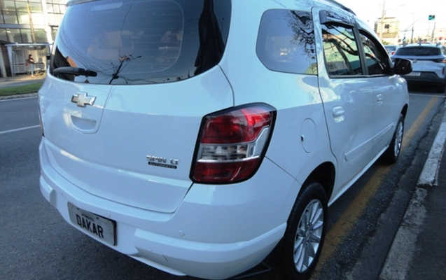 imagem-https://www.socarrao.com.br/sc-vehicle-images-prod/4216343/1790771303976-RFNDMDQ5MjMuSlBH.JPG