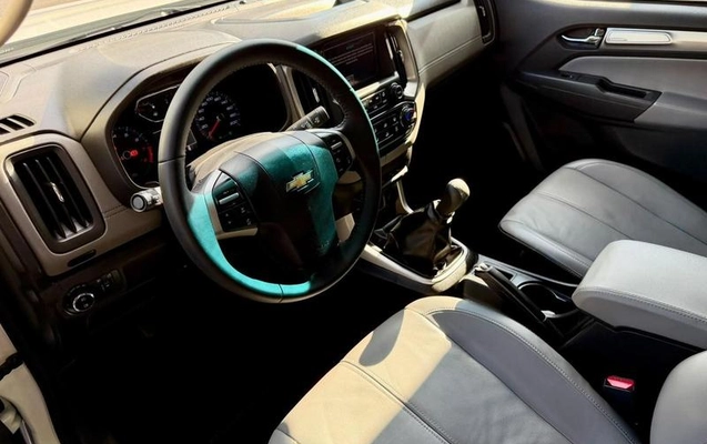 imagem-https://www.socarrao.com.br/sc-vehicle-images-prod/4216444/1791202049745-8527658_10_B_3edddaec80.jpeg