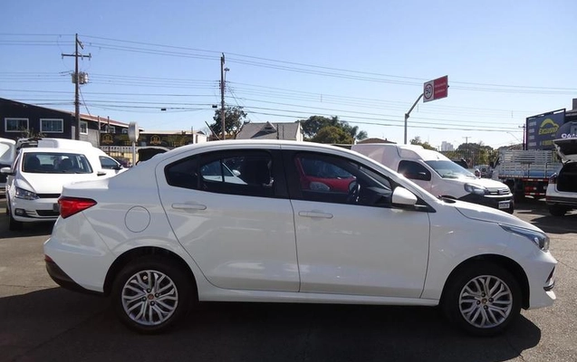 imagem-https://www.socarrao.com.br/sc-vehicle-images-prod/4216463/1791293892920-7562054_5_B_056c07fe70.jpeg