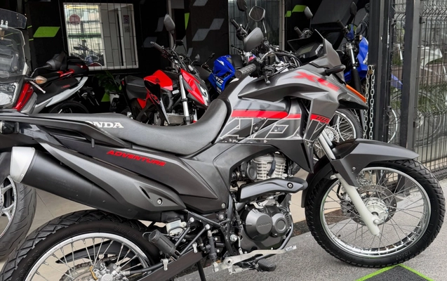 imagem-https://www.socarrao.com.br/sc-vehicle-images-prod/4217138/1790772660032-ODI4NDgwNTc4XzE4MTI2NTE2NDU3ODQyMjQ4XzI0MzUxMTY0NzE4NjcwOTA0NDJfbi5qcGc.jpg