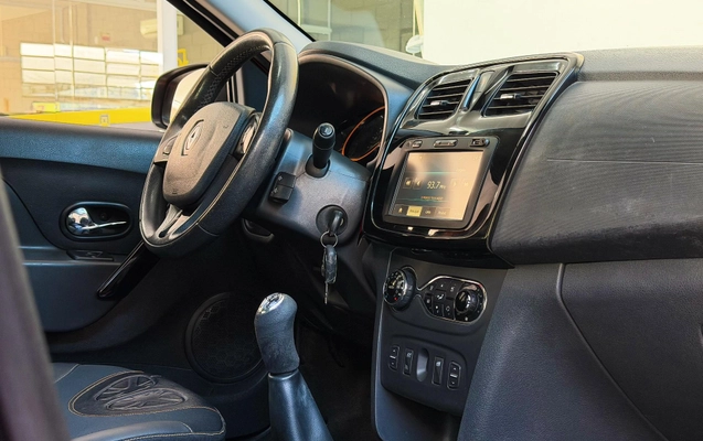 imagem-https://www.socarrao.com.br/sc-vehicle-images-prod/4217170/1790772721395-391a2168e6f942b2826fea3c9b3efffc_1790772697721.jpg