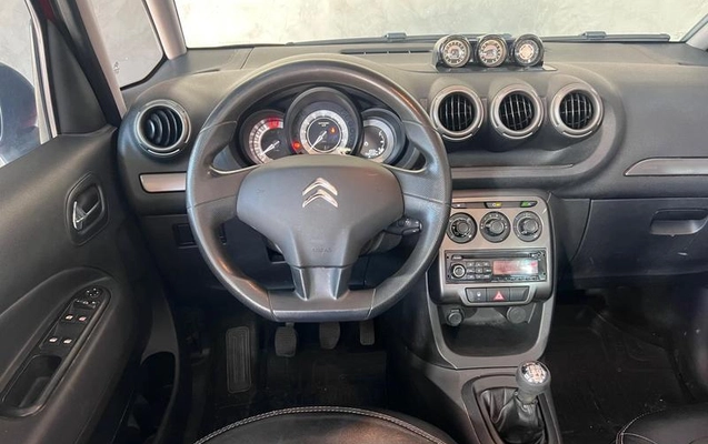 imagem-https://www.socarrao.com.br/sc-vehicle-images-prod/4217174/1790862665413-8484893_12_B_5be8bd1b6f.jpeg