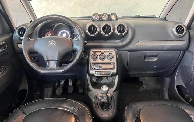 imagem-https://www.socarrao.com.br/sc-vehicle-images-prod/4217174/1790862665414-8484893_13_B_bd61c4de47.jpeg