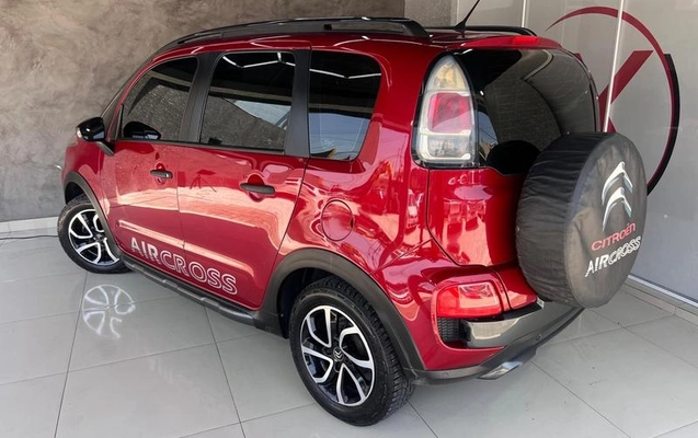 imagem-https://www.socarrao.com.br/sc-vehicle-images-prod/4217174/1792505547804-8484893_9_B_f6c6a41b8b.jpeg