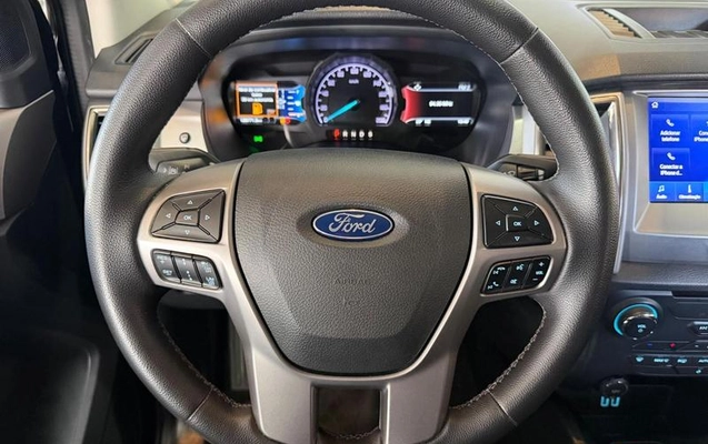 imagem-https://www.socarrao.com.br/sc-vehicle-images-prod/4217320/1791469203394-8527849_7_B_ca9133e98c.jpeg