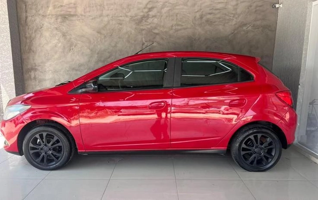 imagem-https://www.socarrao.com.br/sc-vehicle-images-prod/4217764/1790774441869-8527904_1_B_889ddb1b32.jpeg