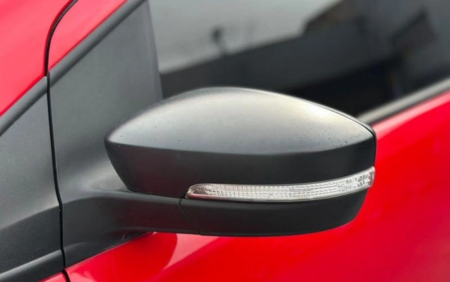 imagem-https://www.socarrao.com.br/sc-vehicle-images-prod/4217808/1791581937799-8524712_0_B_d6b139a0f2.jpeg