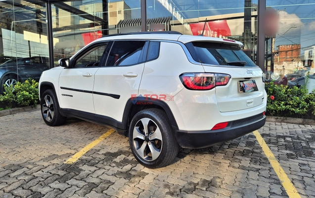 imagem-https://www.socarrao.com.br/sc-vehicle-images-prod/4217829/1790774521361-88deb3d77a9944d9a7eac30c9cfd5add_1790712737195.jpg