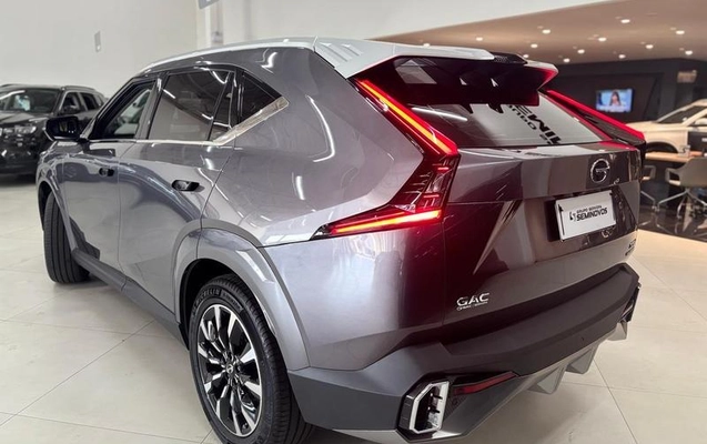 imagem-https://www.socarrao.com.br/sc-vehicle-images-prod/4218112/1790775219530-8371914_14_B_6f17e6479b.jpeg