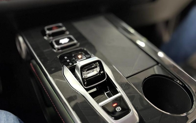 imagem-https://www.socarrao.com.br/sc-vehicle-images-prod/4218112/1790775219631-8371914_8_B_ce5c0840fb.jpeg