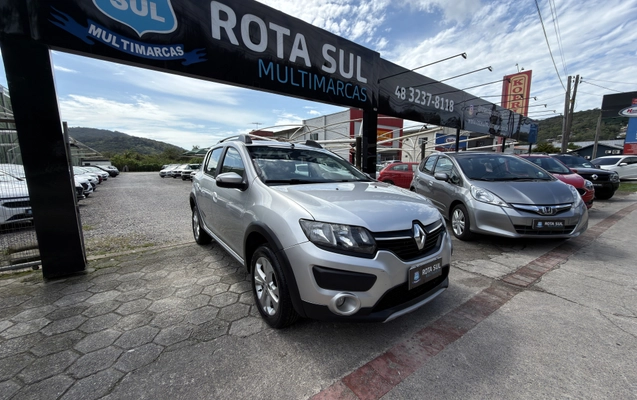imagem-https://www.socarrao.com.br/sc-vehicle-images-prod/4218276/1790775602337-003_1c061bc1f219bb7044cfccc540a02c1c.jpg