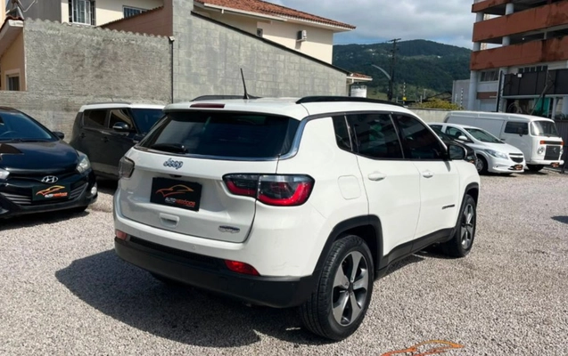 imagem-https://www.socarrao.com.br/sc-vehicle-images-prod/4218282/1790775677611-NC5qcGVn.jpeg