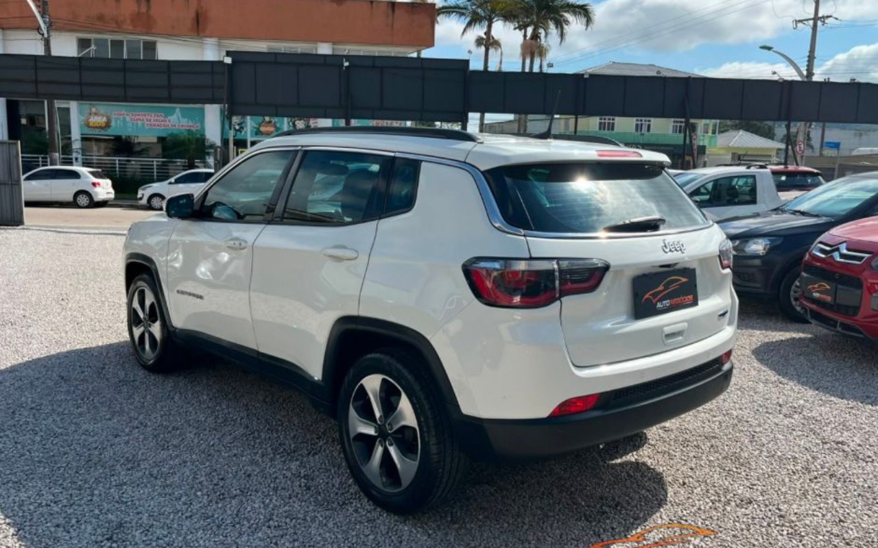 imagem-https://www.socarrao.com.br/sc-vehicle-images-prod/4218282/1790775677780-Ni5qcGVn.jpeg