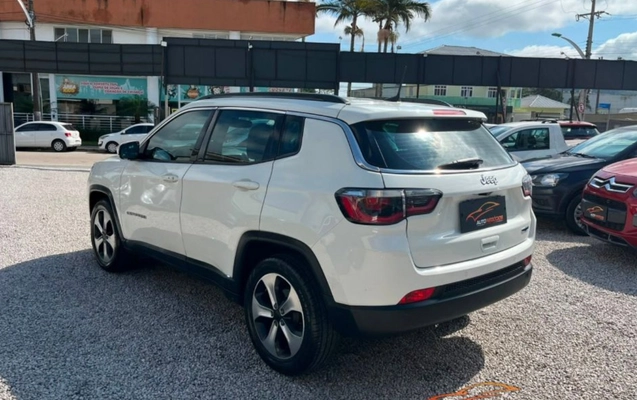 imagem-https://www.socarrao.com.br/sc-vehicle-images-prod/4218282/1790775677780-Ni5qcGVn.jpeg
