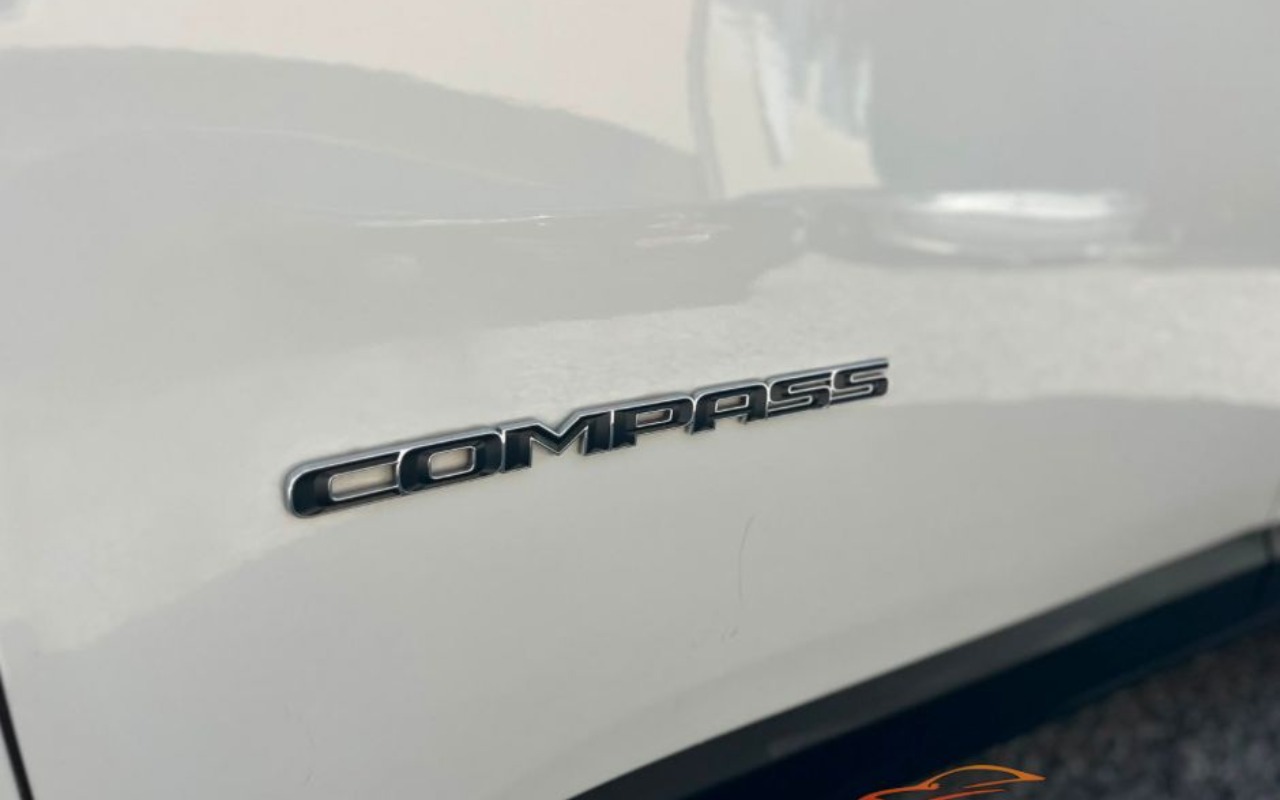 imagem-https://www.socarrao.com.br/sc-vehicle-images-prod/4218282/1790775678827-MTguanBlZw.jpeg