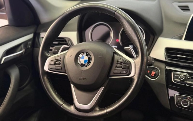 imagem-https://www.socarrao.com.br/sc-vehicle-images-prod/4218359/1790776002762-8502688_3_B_35d729a80f.jpeg