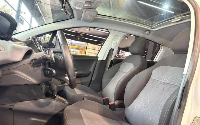 imagem-https://www.socarrao.com.br/sc-vehicle-images-prod/4218380/1791030317627-8528240_7_B_4d328c6aab.jpeg