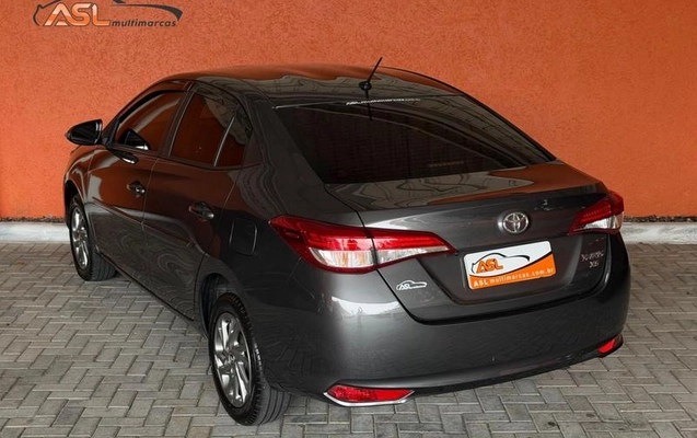 imagem-https://www.socarrao.com.br/sc-vehicle-images-prod/4218403/1791317688378-8523838_12_B_4a0d4d05c9.jpeg
