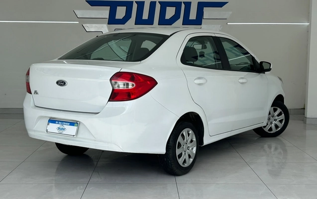 imagem-https://www.socarrao.com.br/sc-vehicle-images-prod/4218408/1790776190496-13_104925.jpg