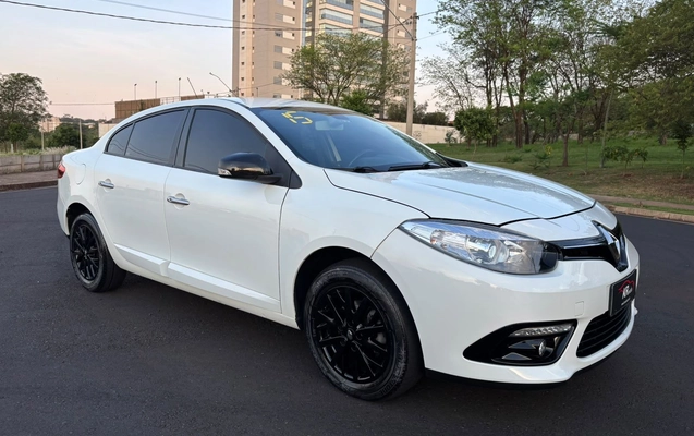 imagem-https://www.socarrao.com.br/sc-vehicle-images-prod/4218531/1790776447853-611d4148a0da4db59d06472bdac54835_1790766656862.jpg