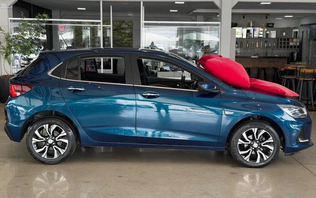 imagem-https://www.socarrao.com.br/sc-vehicle-images-prod/4218590/1791484624817-8499636_3_B_545980a71c.jpeg