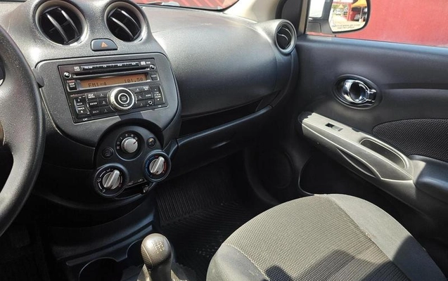 imagem-https://www.socarrao.com.br/sc-vehicle-images-prod/4218643/1790776633397-8498630_13_B_1841317ec8.jpeg