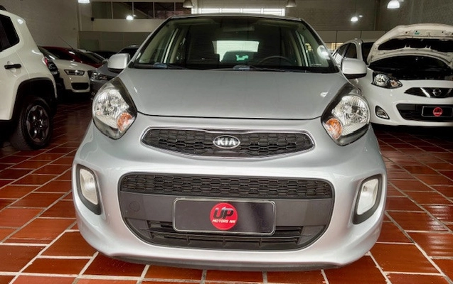 imagem-https://www.socarrao.com.br/sc-vehicle-images-prod/4218659/1790776733995-HHZEVQMVf6VWoDffuhKWKp4ivUQ0sexz.jpg