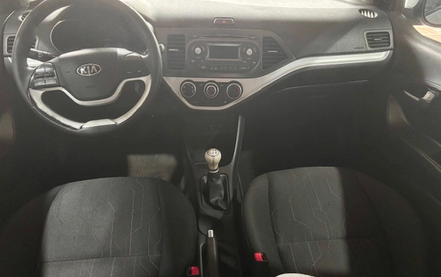 imagem-https://www.socarrao.com.br/sc-vehicle-images-prod/4218659/1790776734002-FPn2181FDeRhj805yyIew6stnM5hjJWM.jpg