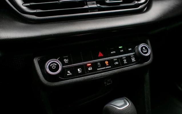 imagem-https://www.socarrao.com.br/sc-vehicle-images-prod/4218704/1791318263302-8512222_17_B_5deb94d123.jpeg
