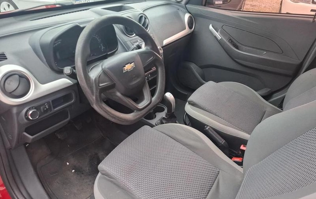 imagem-https://www.socarrao.com.br/sc-vehicle-images-prod/4218980/1790777575486-8528429_8_B_717dc45b60.jpeg