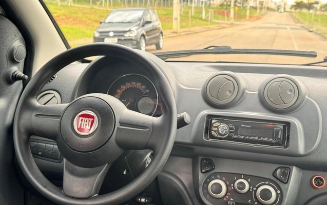 imagem-https://www.socarrao.com.br/sc-vehicle-images-prod/4218997/1790777582811-8267801_9_B_ce68ff90e4.jpeg