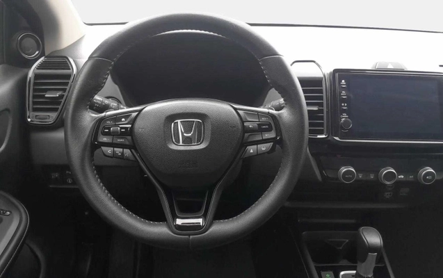 imagem-https://www.socarrao.com.br/sc-vehicle-images-prod/4218998/1790777591307-dBsVDxZztfDxHQfCV2Y9S9aGxoig6agbsaZ4.jpg