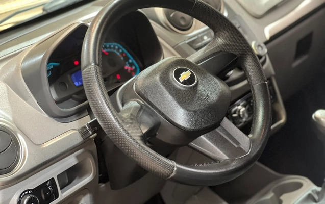 imagem-https://www.socarrao.com.br/sc-vehicle-images-prod/4219041/1790777838352-XPVT1a1FbTJCtPXmGtmk5Vk1rRAaTYRL.jpg