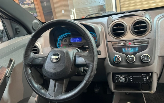 imagem-https://www.socarrao.com.br/sc-vehicle-images-prod/4219041/1790777838354-KGfBqtV5WXWqnzaCCItyQGmJlMvqy8Lv.jpg