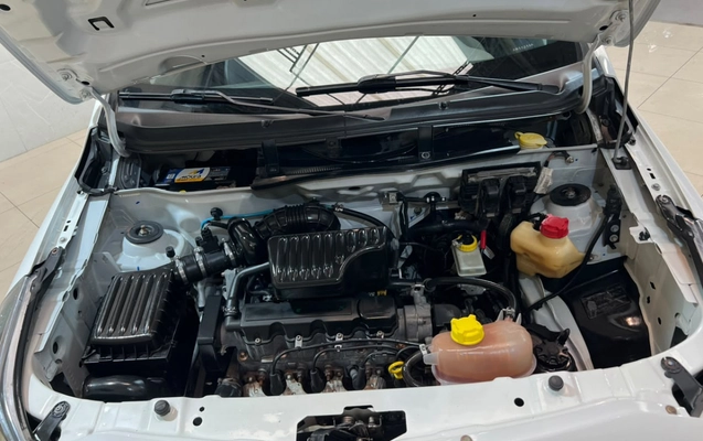 imagem-https://www.socarrao.com.br/sc-vehicle-images-prod/4219041/1790777838358-uNl5Ozw1DaI6wScqtoklHsFJicyIsXGY.jpg