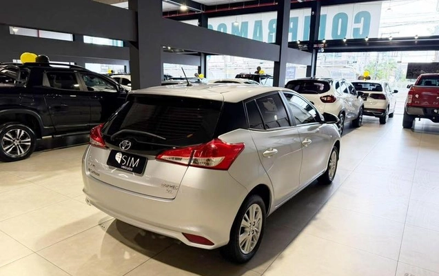 imagem-https://www.socarrao.com.br/sc-vehicle-images-prod/4219049/1790791788941-8500637_0_B_9ef4fa9719.jpeg